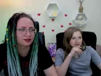 tiara_happy webcam model stream image