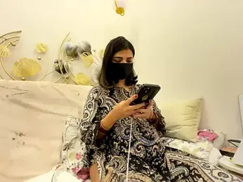 MaYaa__11 webcam model stream image