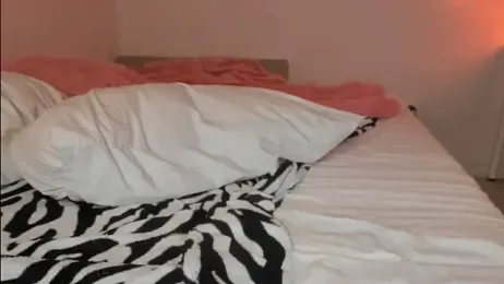 angleAndy webcam model stream image