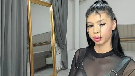 Sierra_Halle webcam model stream image