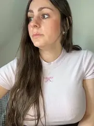 Loella-Rose webcam stripchat model stream image