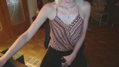 xcYola webcam model stream image