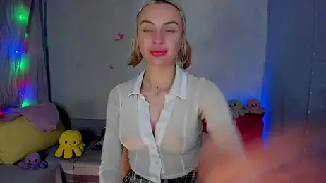 YourLizzyDoll webcam model stream image