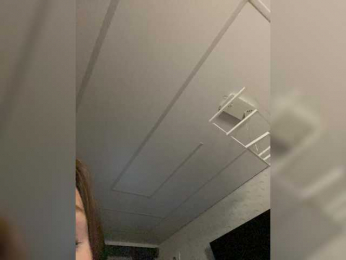 PARTYNEXTNEXT webcam model stream image