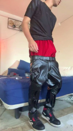hoodboyjay251 webcam model stream image