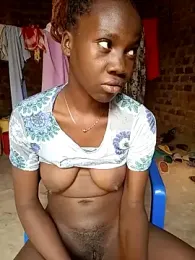 Black_juicy24 webcam model stream image