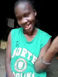 Black_juicy24 webcam model stream image