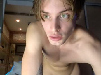 cryptongood webcam model stream image