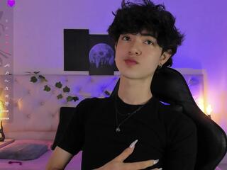 Elliot Soleil webcam model stream image