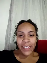 Julia_Pretinha webcam model stream image