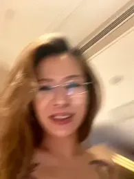 Sunflower-77 webcam model stream image