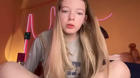 -veranito- webcam model stream image