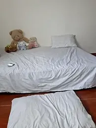 Samu_cint webcam model stream image