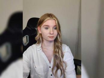 SweetPoison webcam model stream image