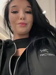 Tisha_Busty webcam model stream image