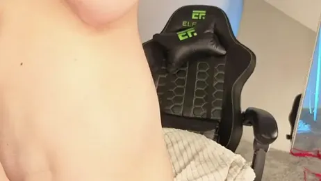 elfinvibes webcam model stream image