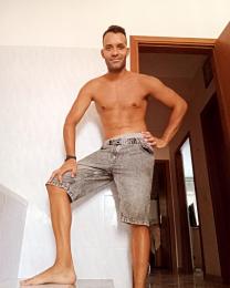 iggio93 webcam model stream image