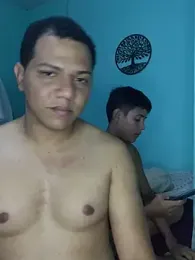 Loaisn webcam model stream image