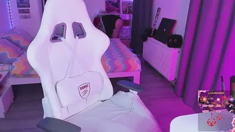 Yumi_Youkai webcam stripchat model stream image