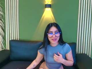chloe-turner webcam model stream image