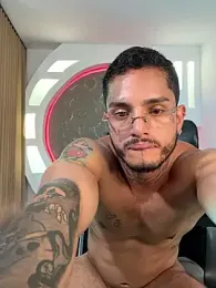 Alanrodgers webcam model stream image