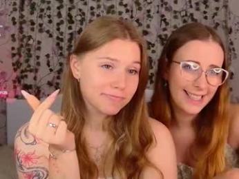 silent_princesses webcam chaturbate model stream image