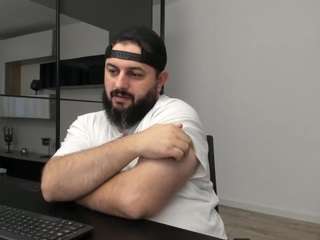 dravenpeak webcam model stream image