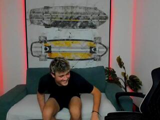 Wade Townes webcam model stream image