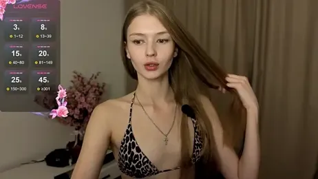 holylisssa webcam stripchat model stream image