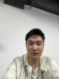 qqq-002 webcam model stream image