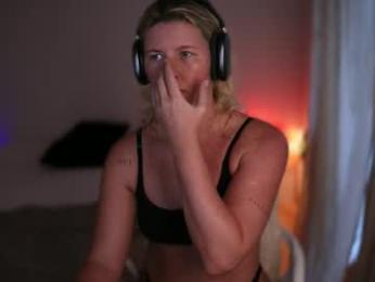 amiamore webcam model stream image