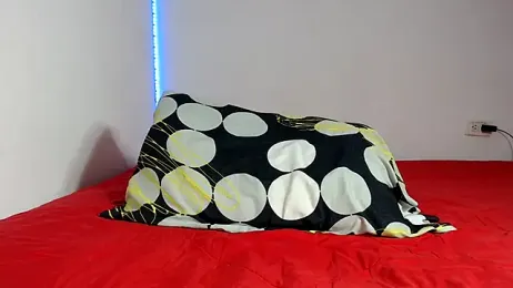 IsaXander743 webcam model stream image