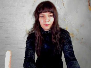 Quietdaisy webcam model stream image