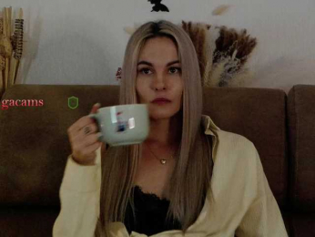 Kocmoc_Katerina webcam model stream image