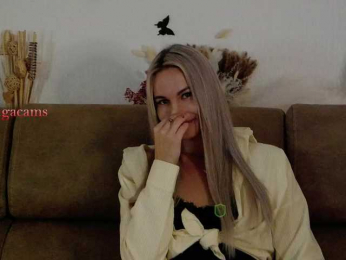 Kocmoc_Katerina webcam model stream image