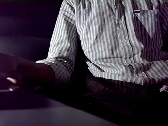 Cute-But-Naughty webcam model stream image