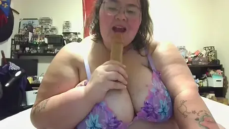 CalliopeMae webcam model stream image