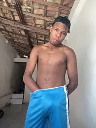 leumas_gg webcam model stream image