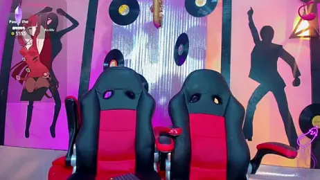 nickyminach_ webcam model stream image