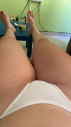 Labuta23 webcam model stream image
