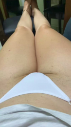 Labuta23 webcam model stream image