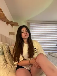 missani webcam model stream image