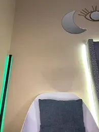 KIARAPRETTY webcam model stream image