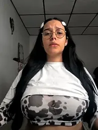 Annya-sweet webcam model stream image