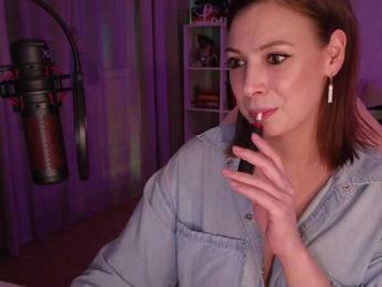 LadyLLS webcam model stream image