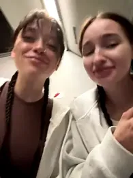 SnappyHappy webcam model stream image