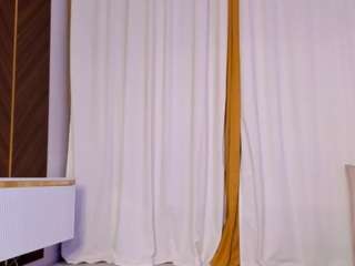 yummym webcam model stream image