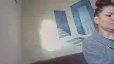 Evelynes webcam model stream image