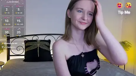 AlexsisFaee webcam model stream image