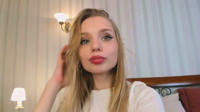 Little_Clare webcam model stream image